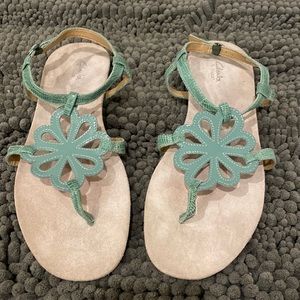 Clark Artisan Turquoise flat Sandals size 7.5